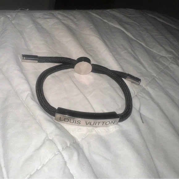 Louis Vuitton Black Space Bracelet - Picture 1 of 6